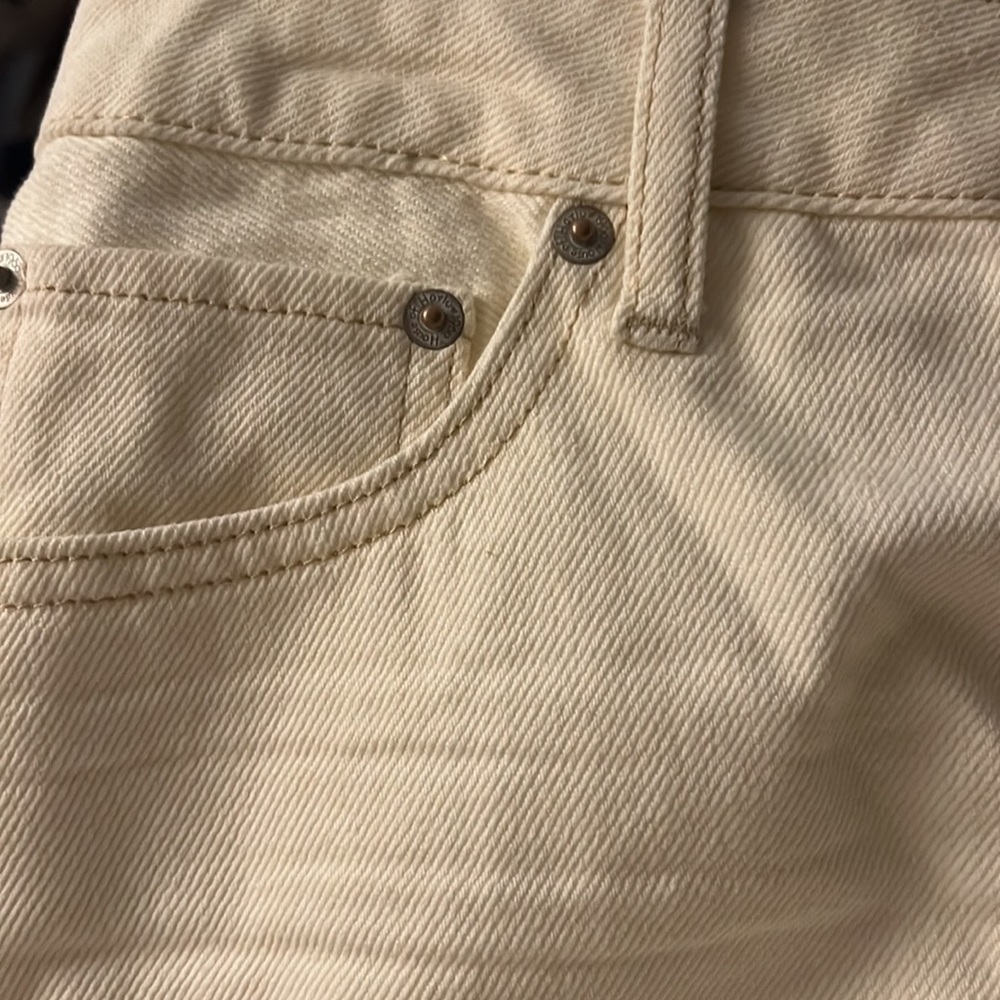 House of Harlow High Rise Mom Shorts Raw Hem Beige NWT Sz 29 - Picture 8 of 9